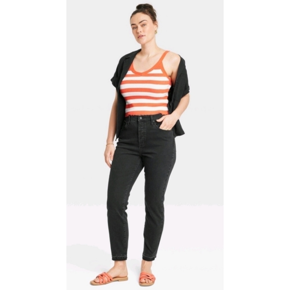 Universal Thread High Rise  90s Slim Jeans